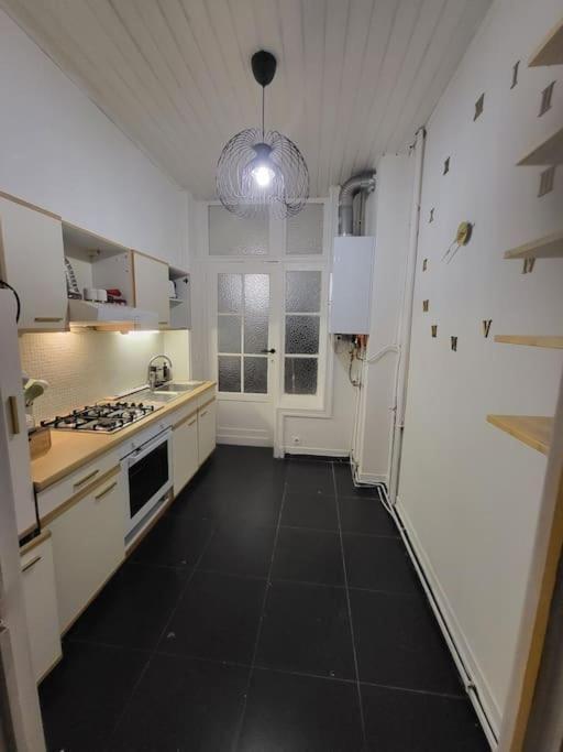 Appartement Style Haussmannien 1 Bedroom Bruselas Exterior foto